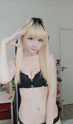 女被啪到深处喷水视频网站_DVD高清在线观看