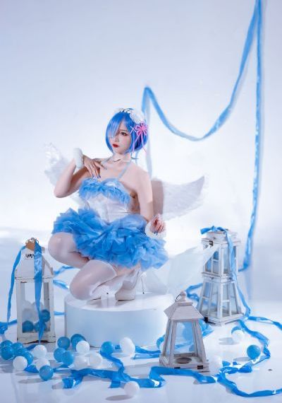 伊人五月天婷婷_电影无删减版