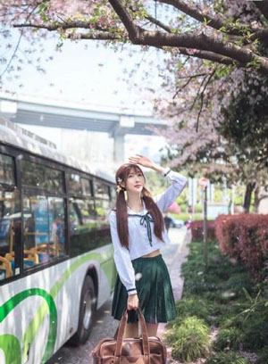 老师喂我乳我脱老师胸罩_DVD全集在线观看