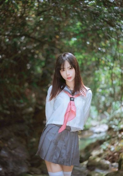 成人色人阁精品_1080P完整版观看
